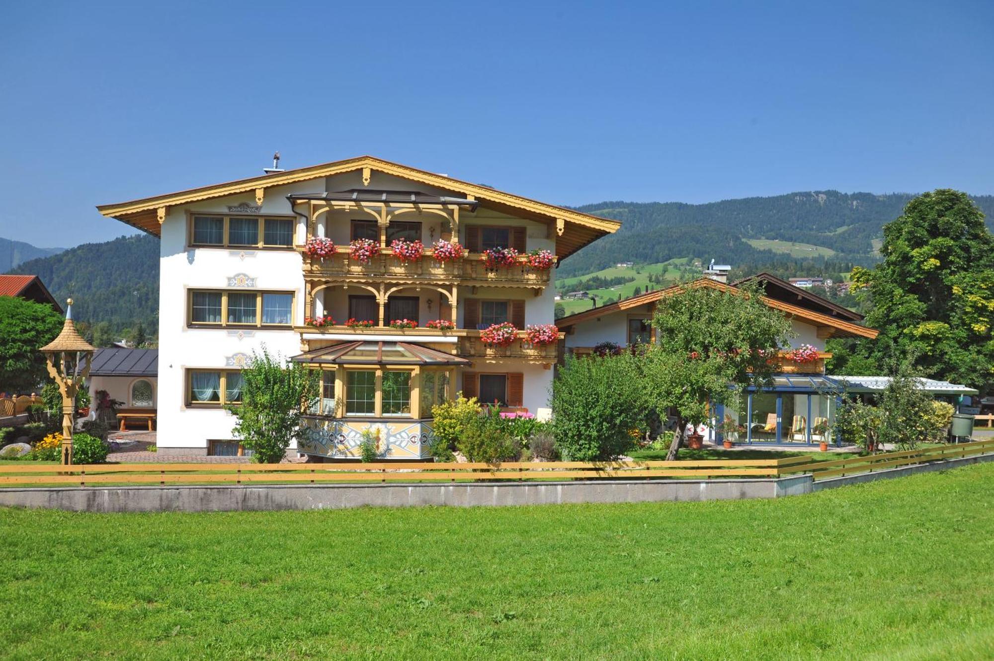 Haus Unterberg Hotel Kössen Buitenkant foto