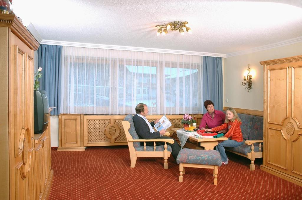 Haus Unterberg Hotel Kössen Kamer foto